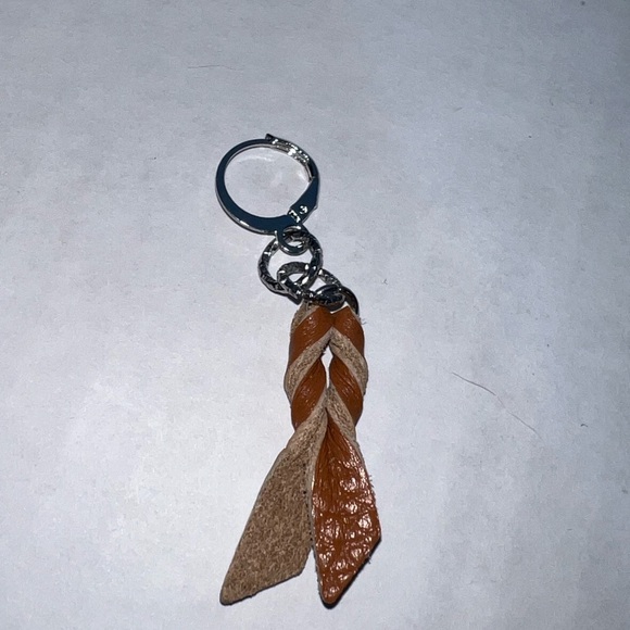 Beautiful Hand-Crafted Earrings Brown Leather Twist - Picture 2 of 4